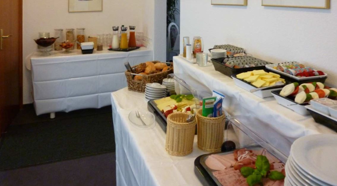 Frühstück Hotel Garni